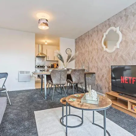 Apartment Desert Oasis 2 Bed 2 Bath Parking Netflix *